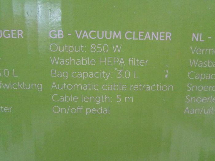 Home Line vacuum cleaner
