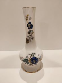 Royal Tara Bud vase