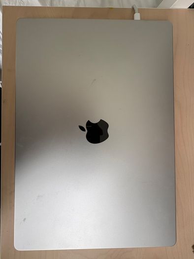 Macbook Pro 16" 16GB RAM