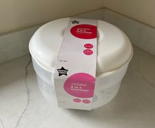 Tommee Tippee Microwave Travel Steam Steriliser
