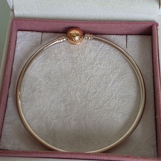 Pandora sterling silver bangle with 14k Rose gold-plated clasp (size 21cm) perfect condition like new (no box)
