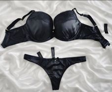 Ann Summers Ebony Set Bra 34F Thong s.10/38 Black Satin and Lace