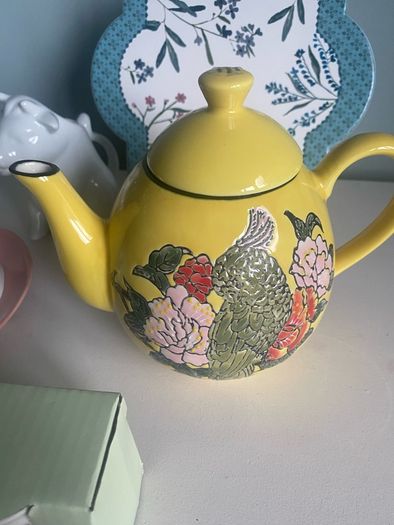 Carolyn Donnelly collection