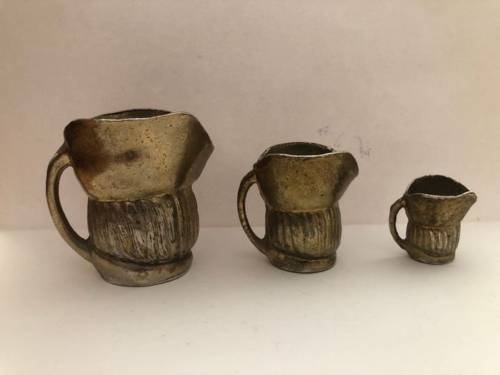 Vintage Set Of 3 Miniature Brass Toby Jugs Mugs