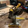 DeWALT DW717XPS Sliding compound mitre saw with a cam action mitre lock function Image 6