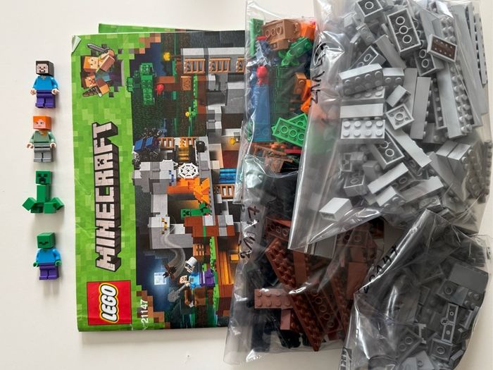 Lego Minecraft The Bedrock Adventures 21147