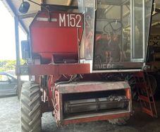LAVERDA  M152  Combine Harvester