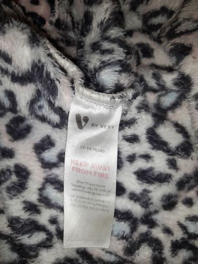 girls nightgown