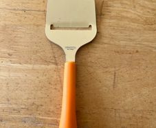 Ernesto Cheese Slicer