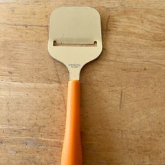Ernesto Cheese Slicer