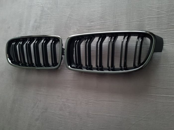 BMW 3 Series F30 F31 Gloss Black Kidney Grilles Brand New