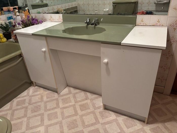 Retro Bathroom Ware