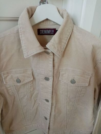 Short cream cordruoy jacket