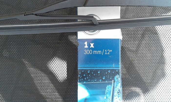 Bosch H301 rear wiper blade 300mm or 12 inch