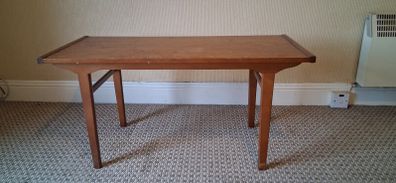 Vintage Mid-Century Modern Teak Coffee Table (1960s Retro)