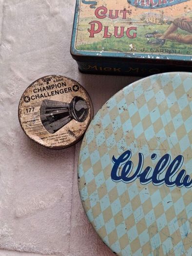 A Job Lot Of 9x  Vintage Tins Big & Small Tins All Vintage