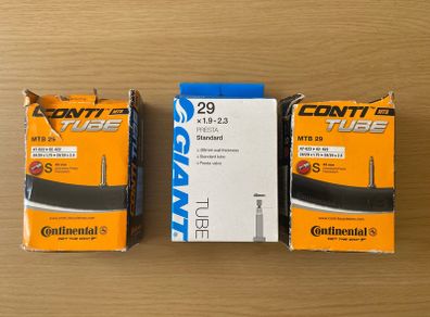 Mountain Bike Mudguard + 3 brand new inner tubes.