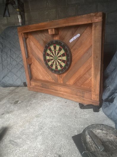 dart board