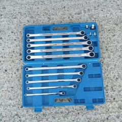 Brand New 10 Pcs Extra Long Double Ring Single Gear Ratchet Set
