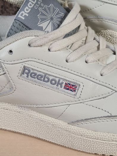 REEBOK CLASSIC trainers runners cream Size UK 5 EU 38 womens boys girls (AT2)