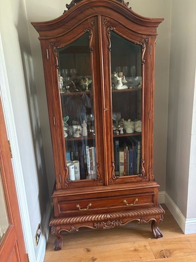 Beautiful vintage cabinet