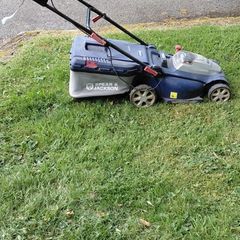 Spear and Jackson cordleas lawnmower