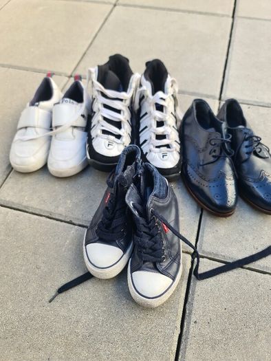 Selection of good quality boys' shoes