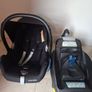 Uppababy Vista Travel System & Maxi Cosi Infant Carrier (expiry 2031) and Isofix Image 7