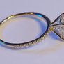 14k Gold ring with 2.22 ct Lab-Grown Diamond, 2.02ct main lab-diamond cerified by IGI and Laser inscripted Image 5