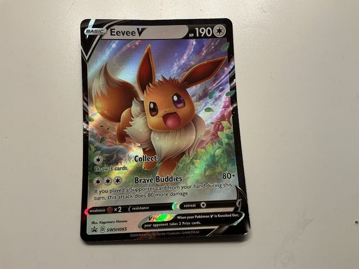 Eevee V Pokemon Card - SWSH065