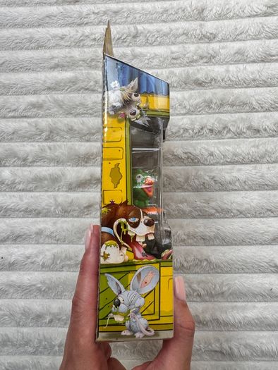 The Ugglys Pet Shop Gross Homes Cracker Parrot Exclusive Figure Series 1 Mini Figure Pack Damaged Box Please see photos