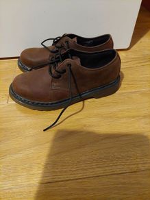 Dr Martens Brown shoes Brand New boys EU34 Uk2