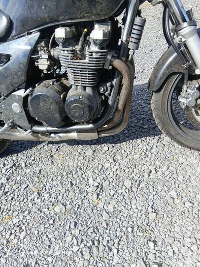 kawasaki zr 750 2000