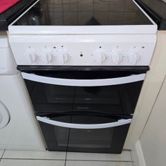 Freestanding Electric Indesit Cooker
