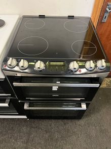 New display model zanussi ZCV66078XA ceramic cooker