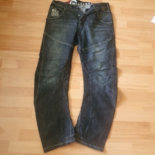 Jeans/Centered Denim Mens Jeans Size: 36 W x 30 L .. Final Price Drop