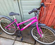 Girls bike