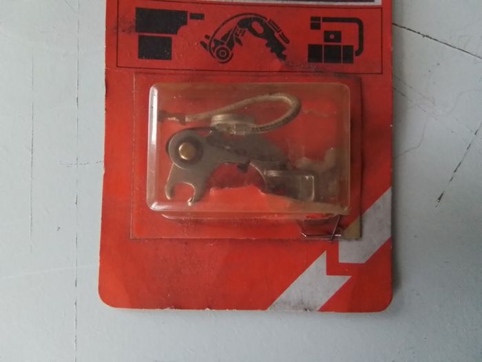 Toyota/Bedford/Isuzu Ignition Points.