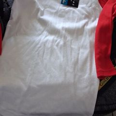 friends top says 6 to 8 women's would fit a teen to