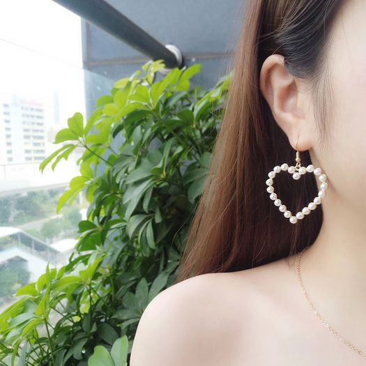Women's earrings, pearl gold hearts