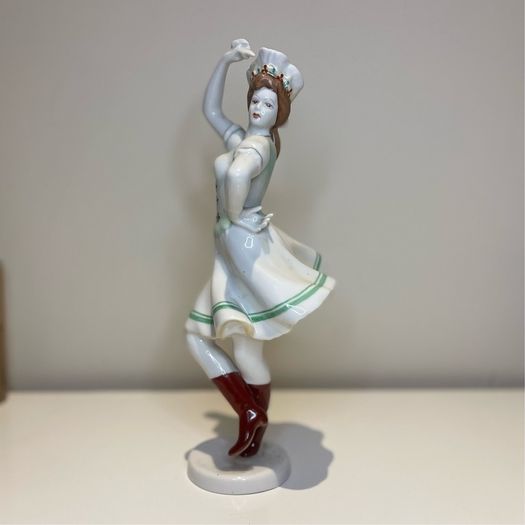 A Beautiful Hollohaza Hungarian Dancer Hand painted Porcelain Figurine