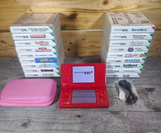 nintendo dsi bundle with 18 games ,case charger