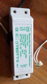 Light transformers for MR16 halogen lights