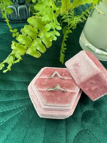 diamond and platinum ring set