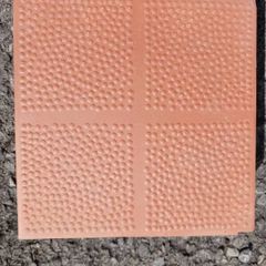 Floor tiles