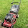 Castlegarden Briggs and Stratton lawnmower Image 4