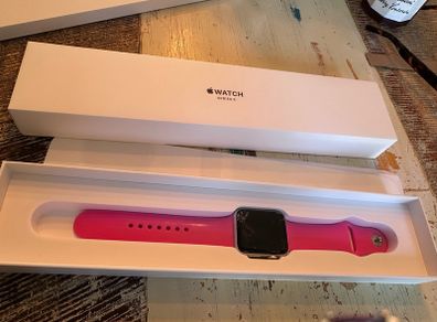 apple watch series 3