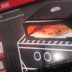 Pizza oven