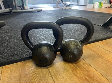 8kg Kettlebells (pair or single) -- read description