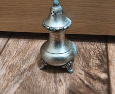 Vintage Silver Plated Salt/Pepper Shaker